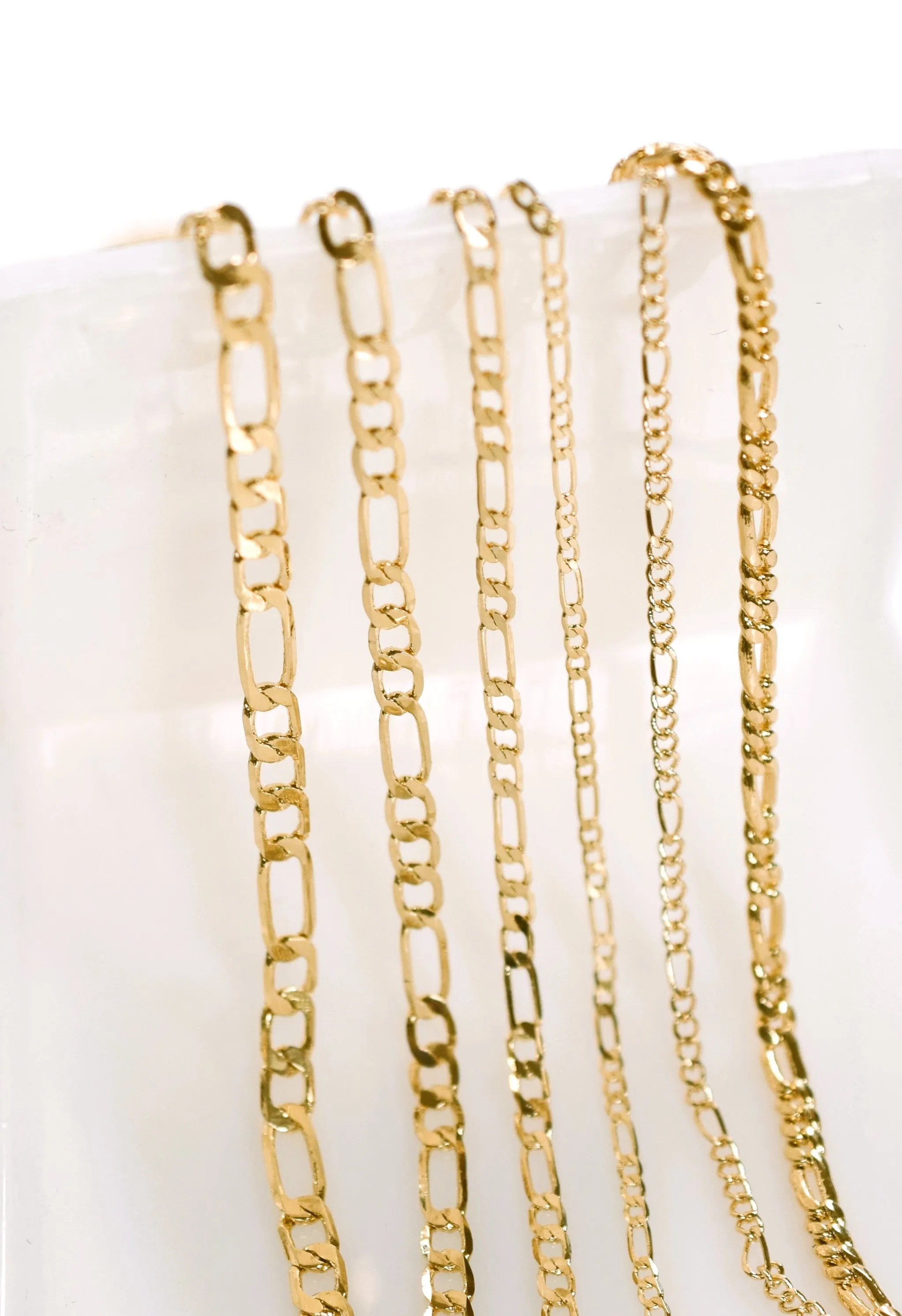 3 Feet 18K/14K  Gold Filled Look, Chain Figaro Curb Necklace personalize Chain Width 2mm/3mm/3.5mm/4mm findings for Jewelry Supplier