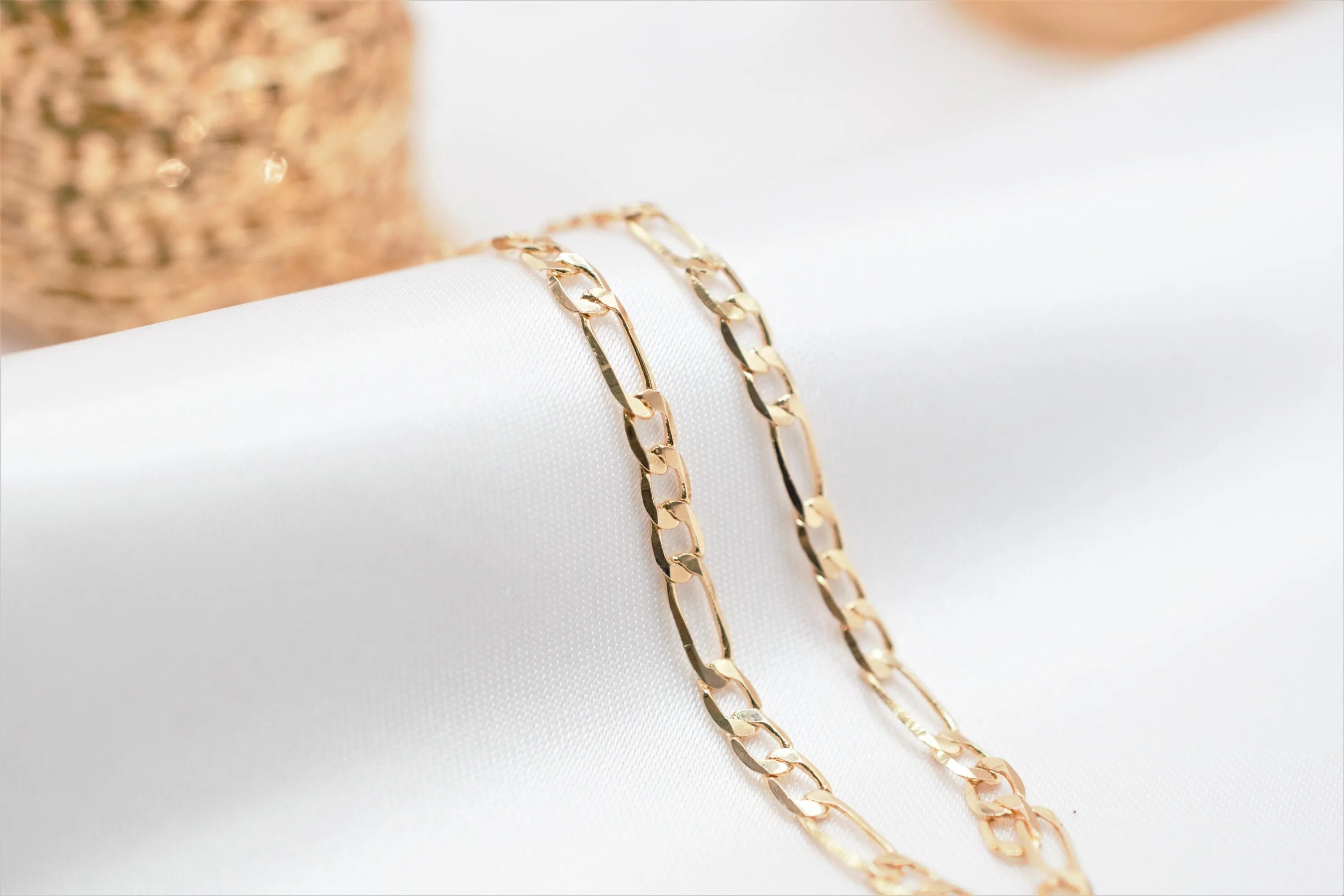 3 Feet 18K/14K  Gold Filled Look, Chain Figaro Curb Necklace personalize Chain Width 2mm/3mm/3.5mm/4mm findings for Jewelry Supplier