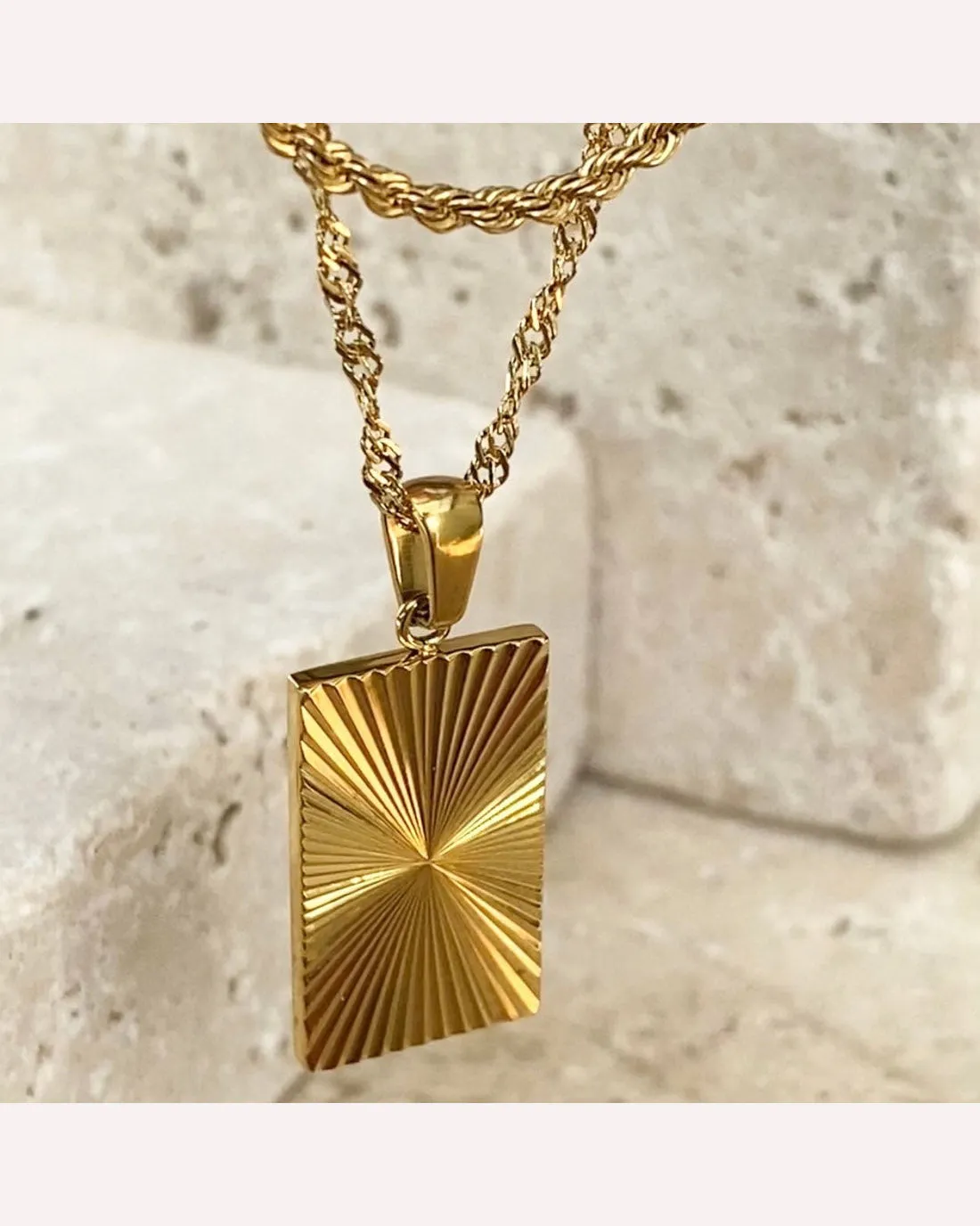 Ever Jewellery Motion Pendant - Gold