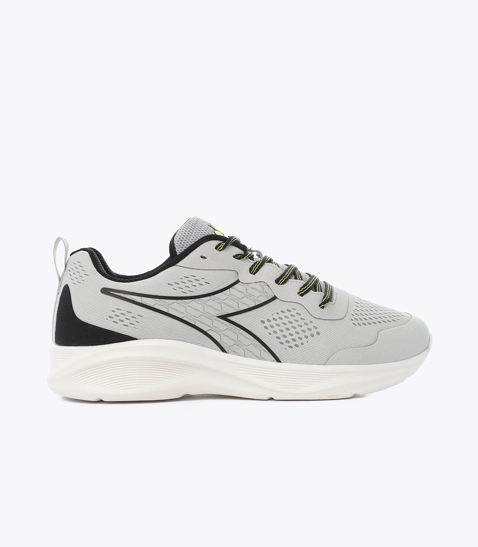 StrideWave Men Sneakers